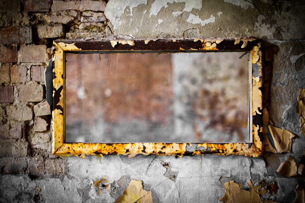 empty mirror